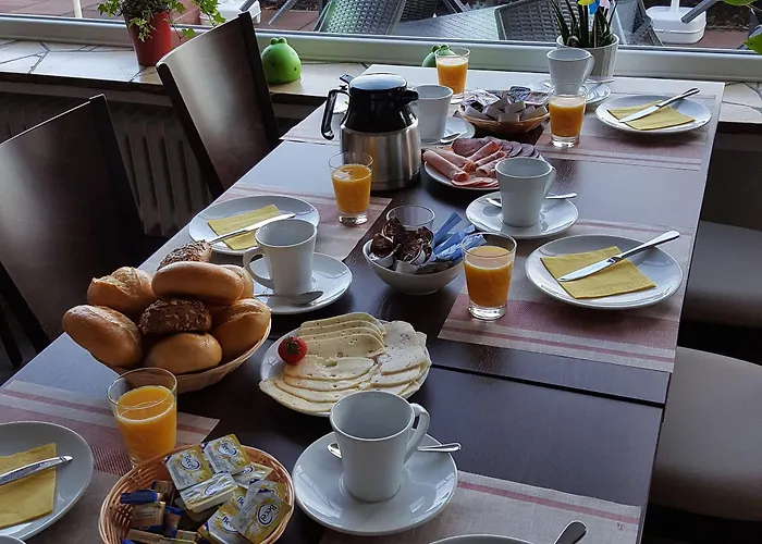 Cafe Sonnenschein & 3* 巴特恩豪森