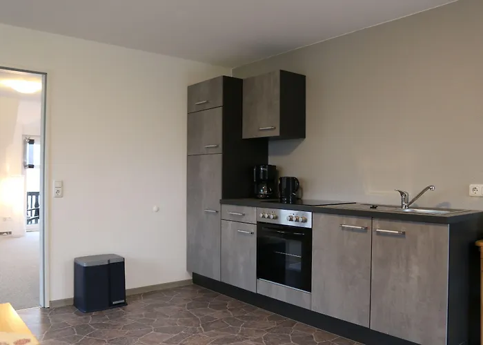 Cafe Sonnenschein & 酒店 3*